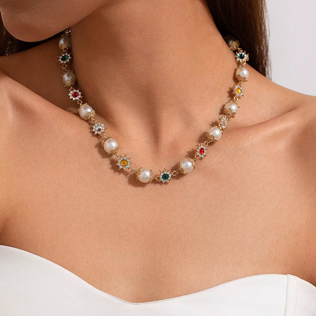 Luxury Rhinestone Flowers Beads Choker Necklace for Women Elegant Imitation Pearl Clavicle Chain Wedding Party Jewelry